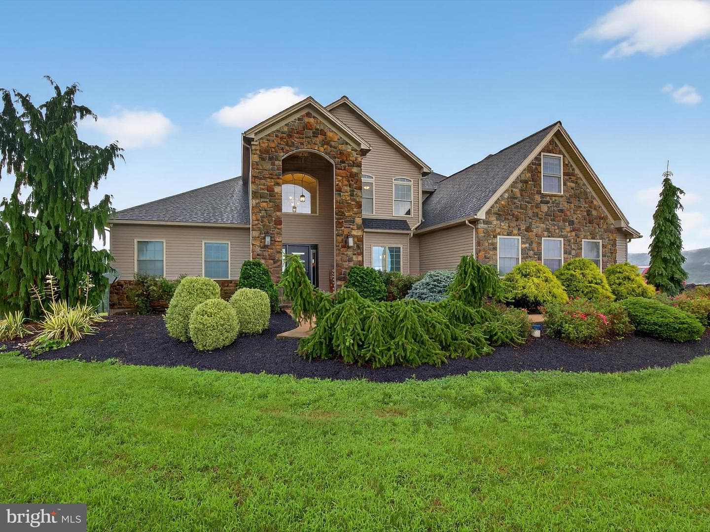 13 Pheasant Hill Drive photo 5