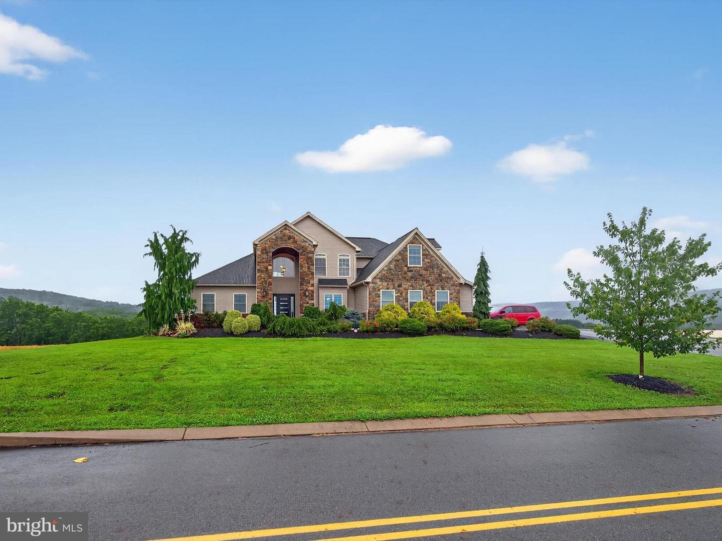 13 Pheasant Hill Drive photo 6