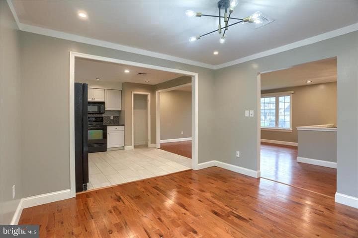 7725 Farmdale Avenue photo 9