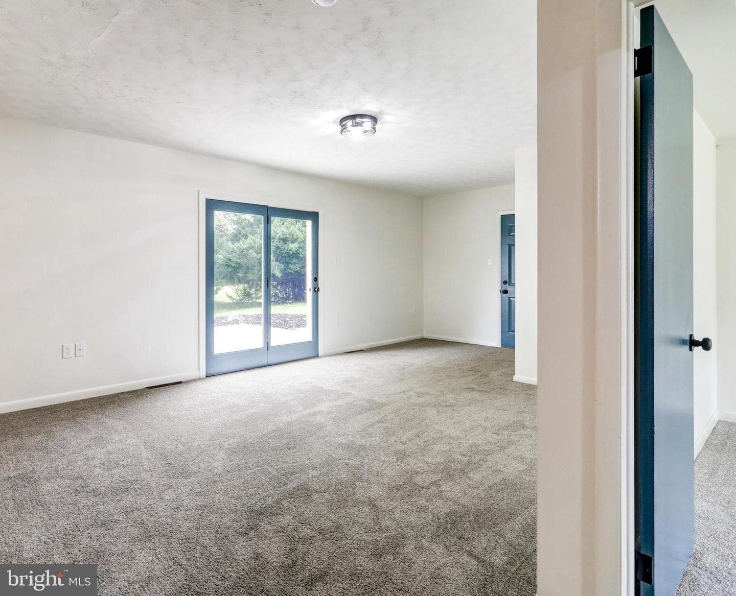 933 Byron Road photo 16