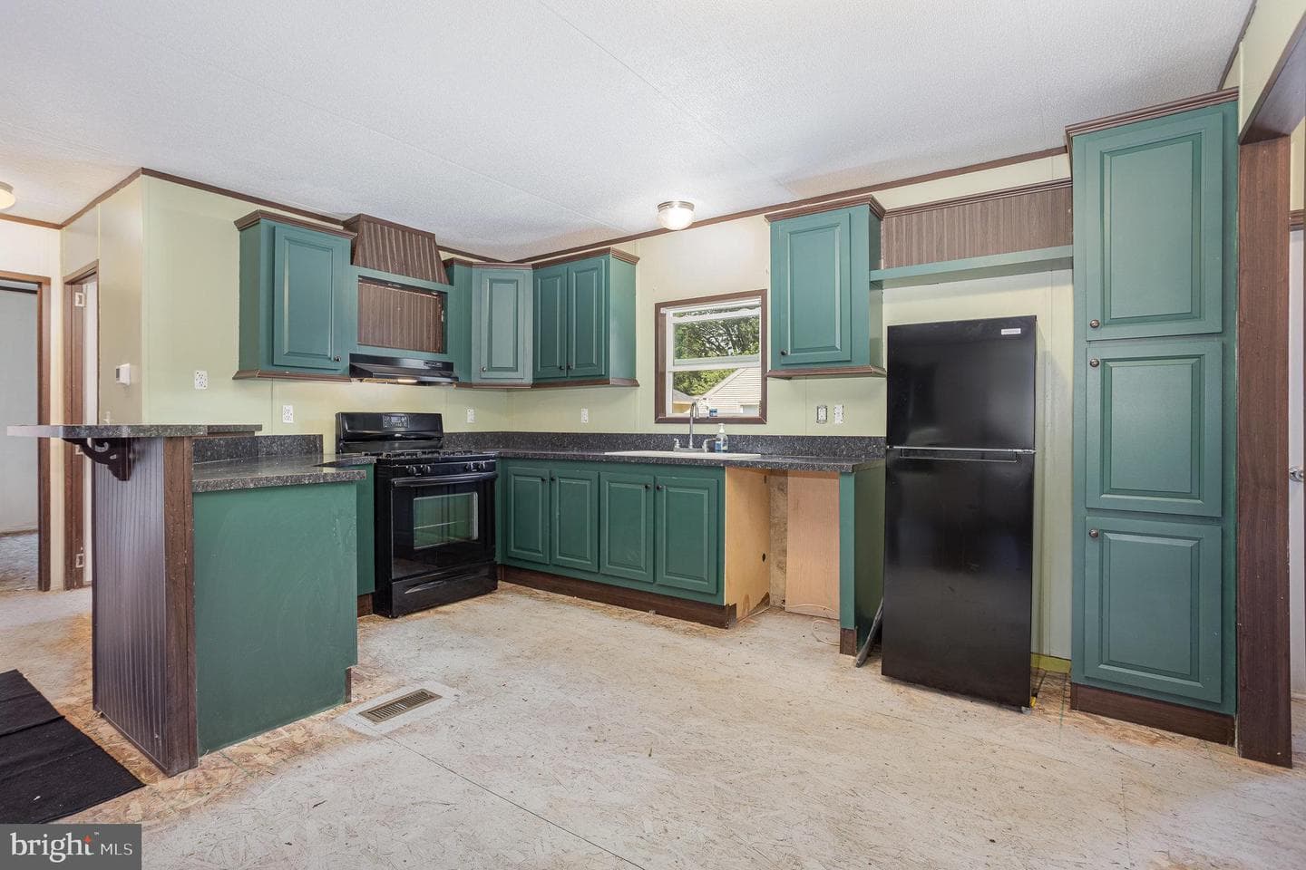 497 Middletown Road photo 2