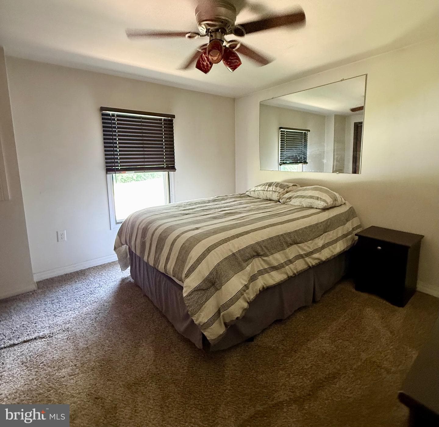 917 N Fairville Avenue photo 32