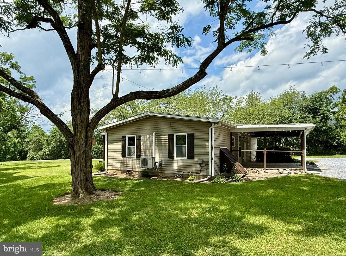 917 N Fairville Avenue photo 41