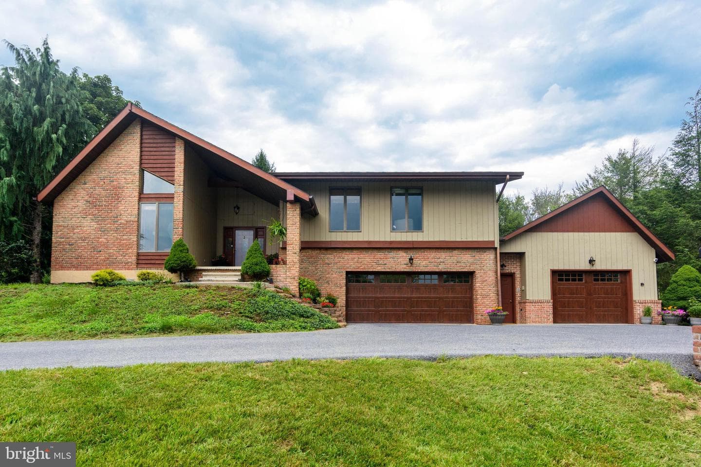 6550 Red Top Road photo 2