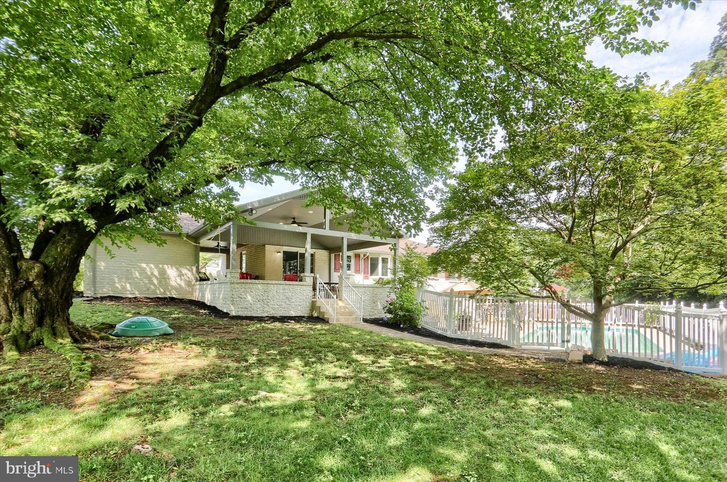 6790 Lehigh Avenue photo 32