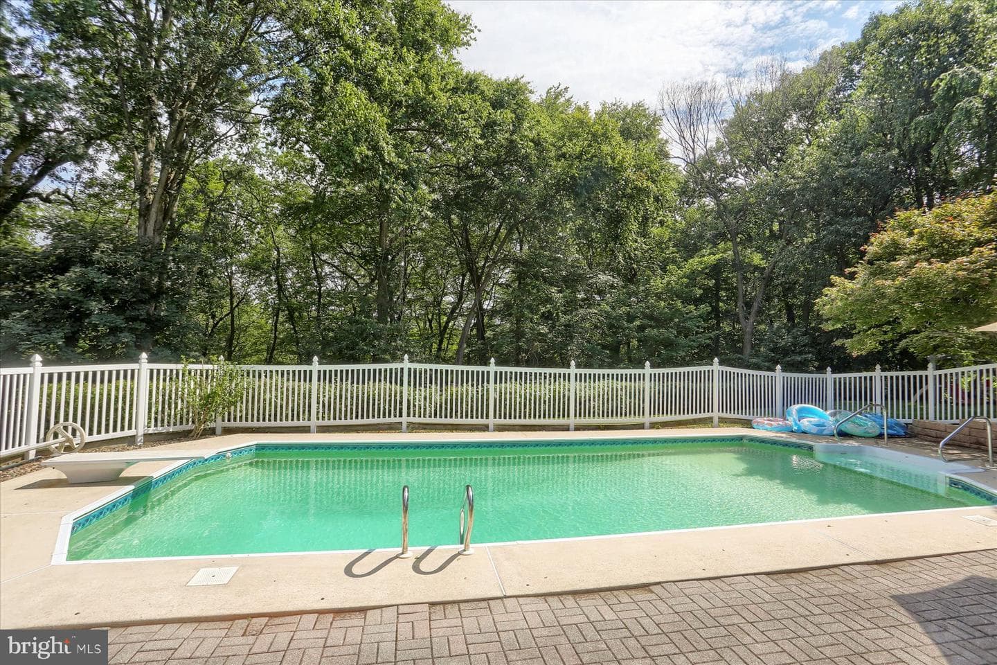 6790 Lehigh Avenue photo 37