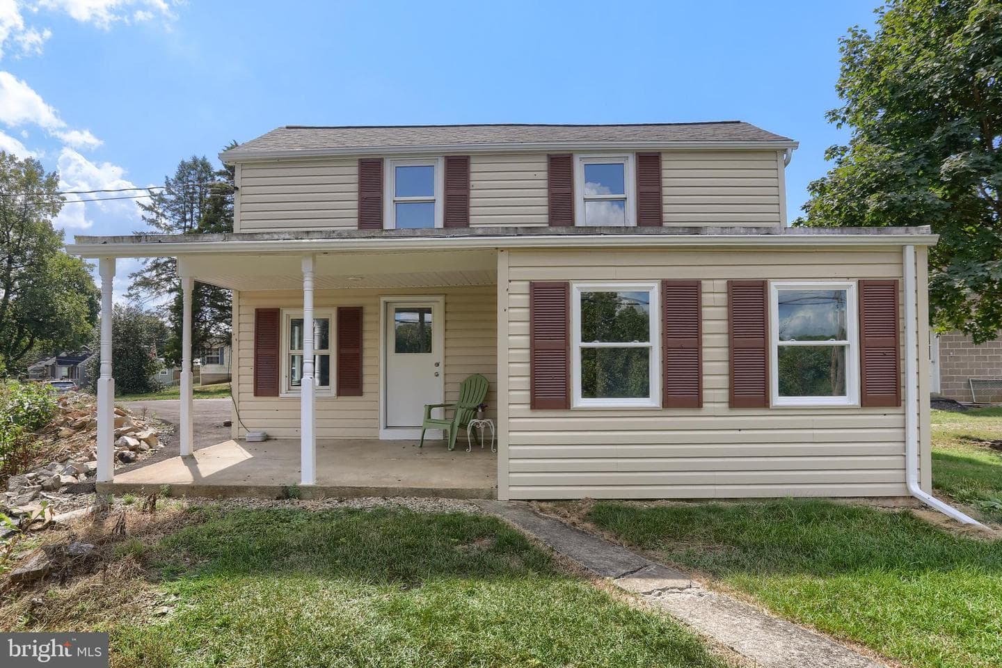 218 N Railroad Street photo 1