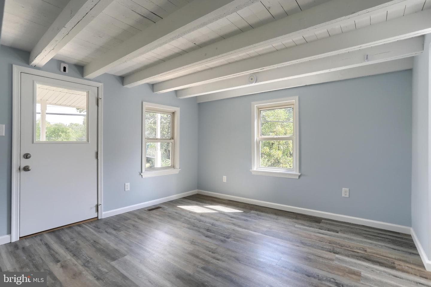 218 N Railroad Street photo 14