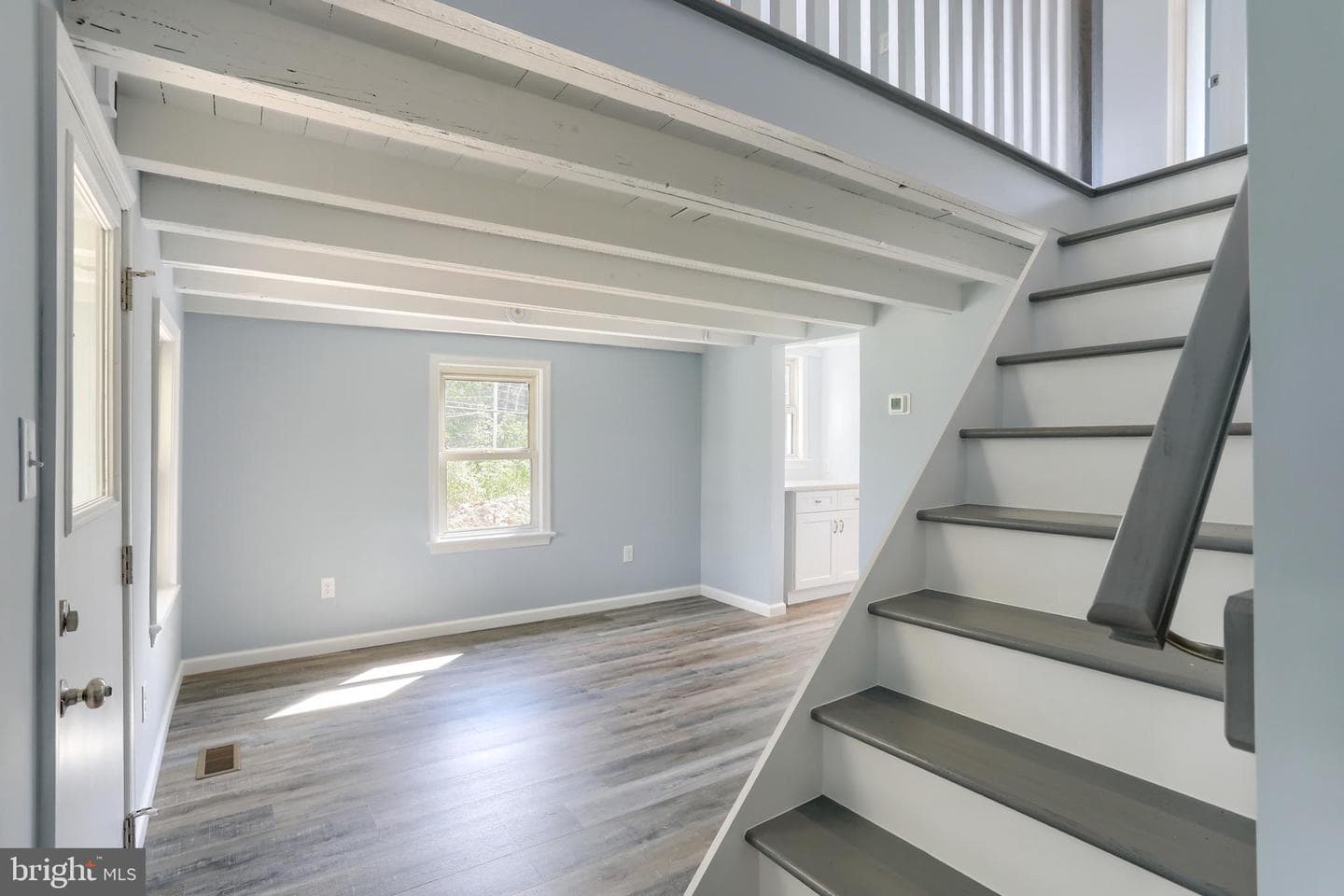 218 N Railroad Street photo 16