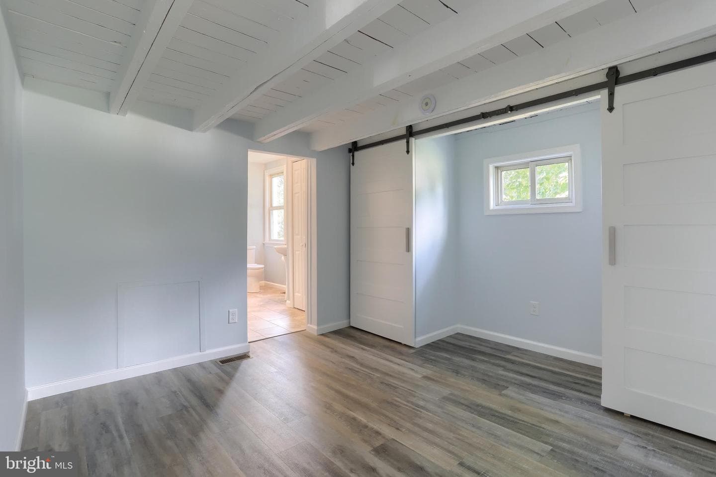 218 N Railroad Street photo 19