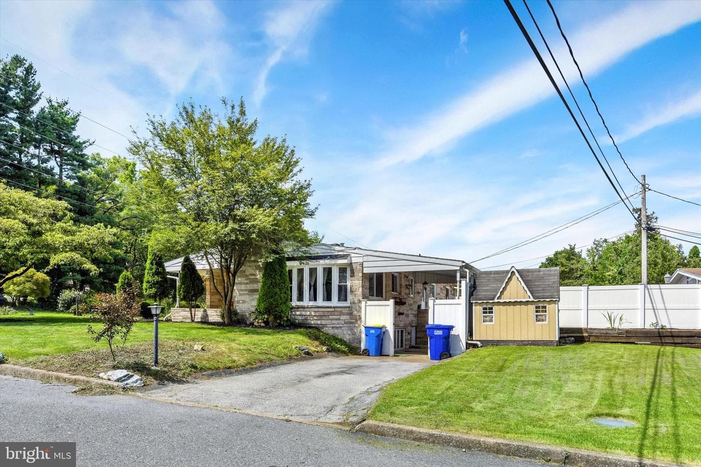 4830 Etta Road photo 2