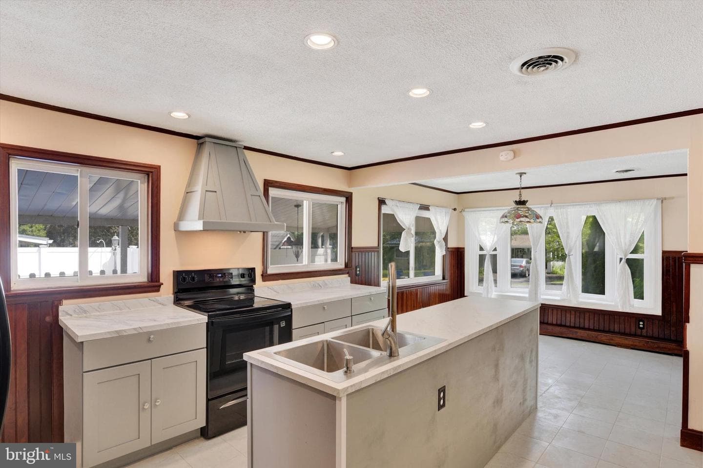 4830 Etta Road photo 8