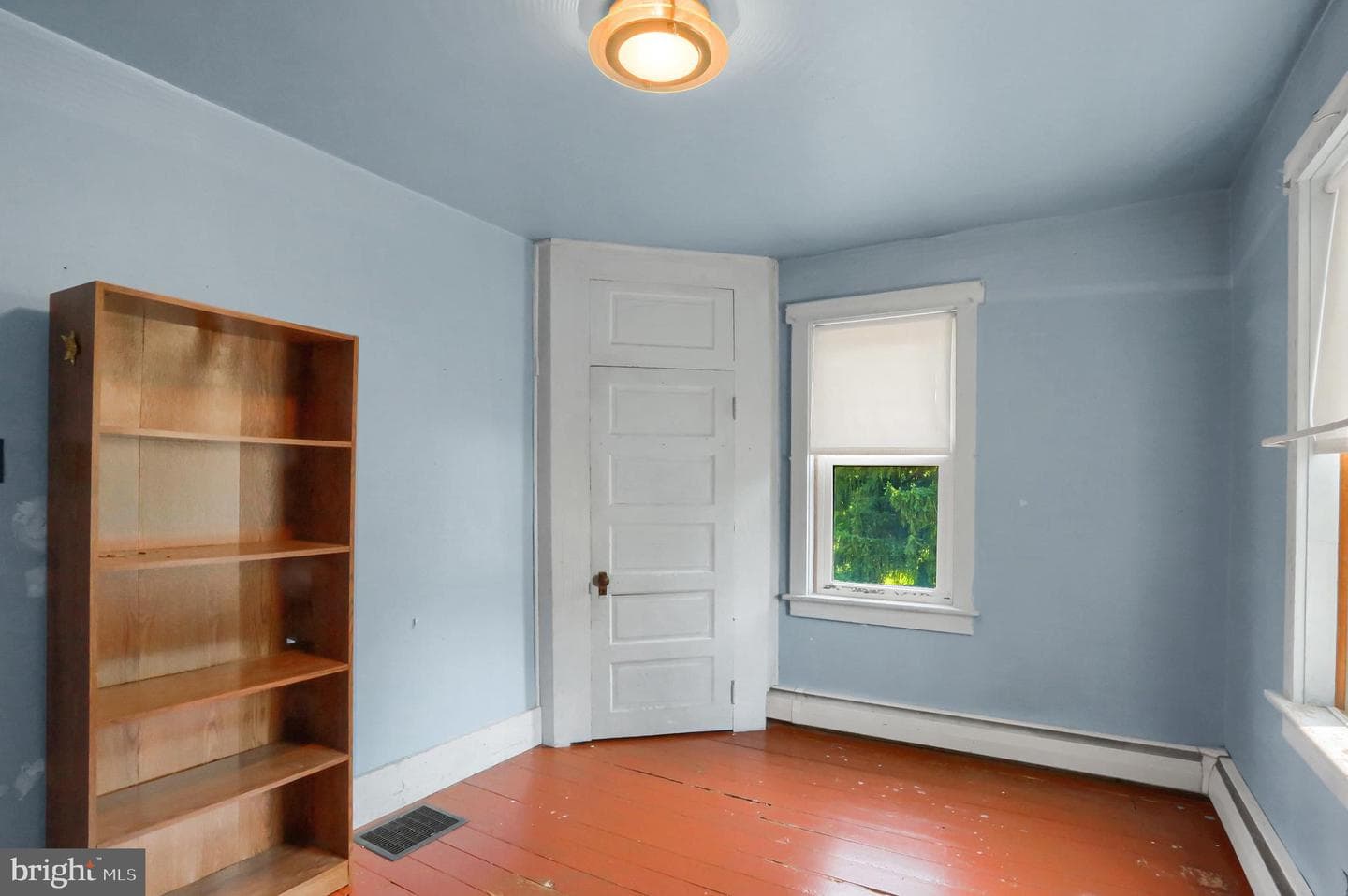 301 N 2nd Street photo 14