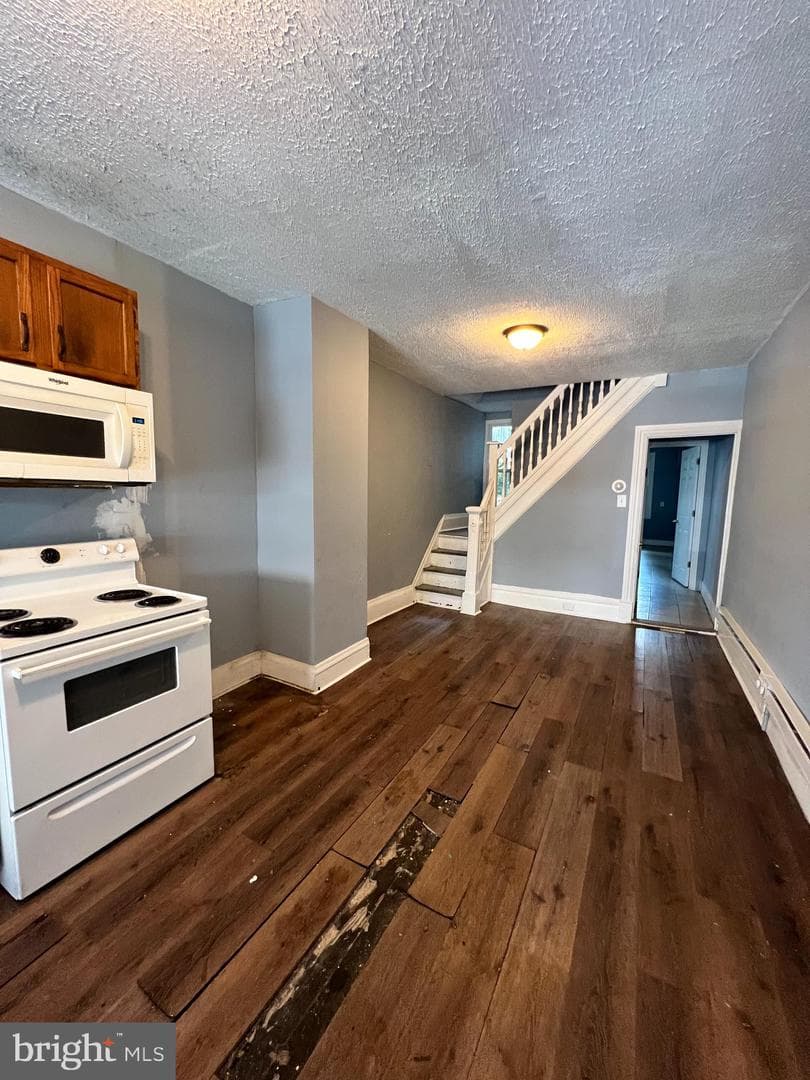 1245 Bailey Street photo 8