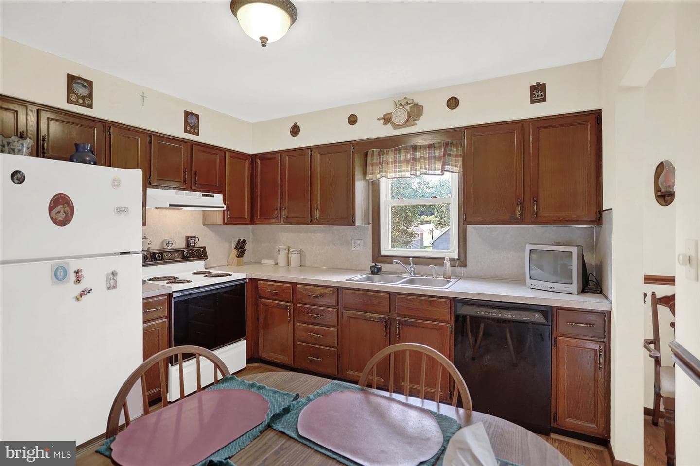 15 Parkside Drive photo 12
