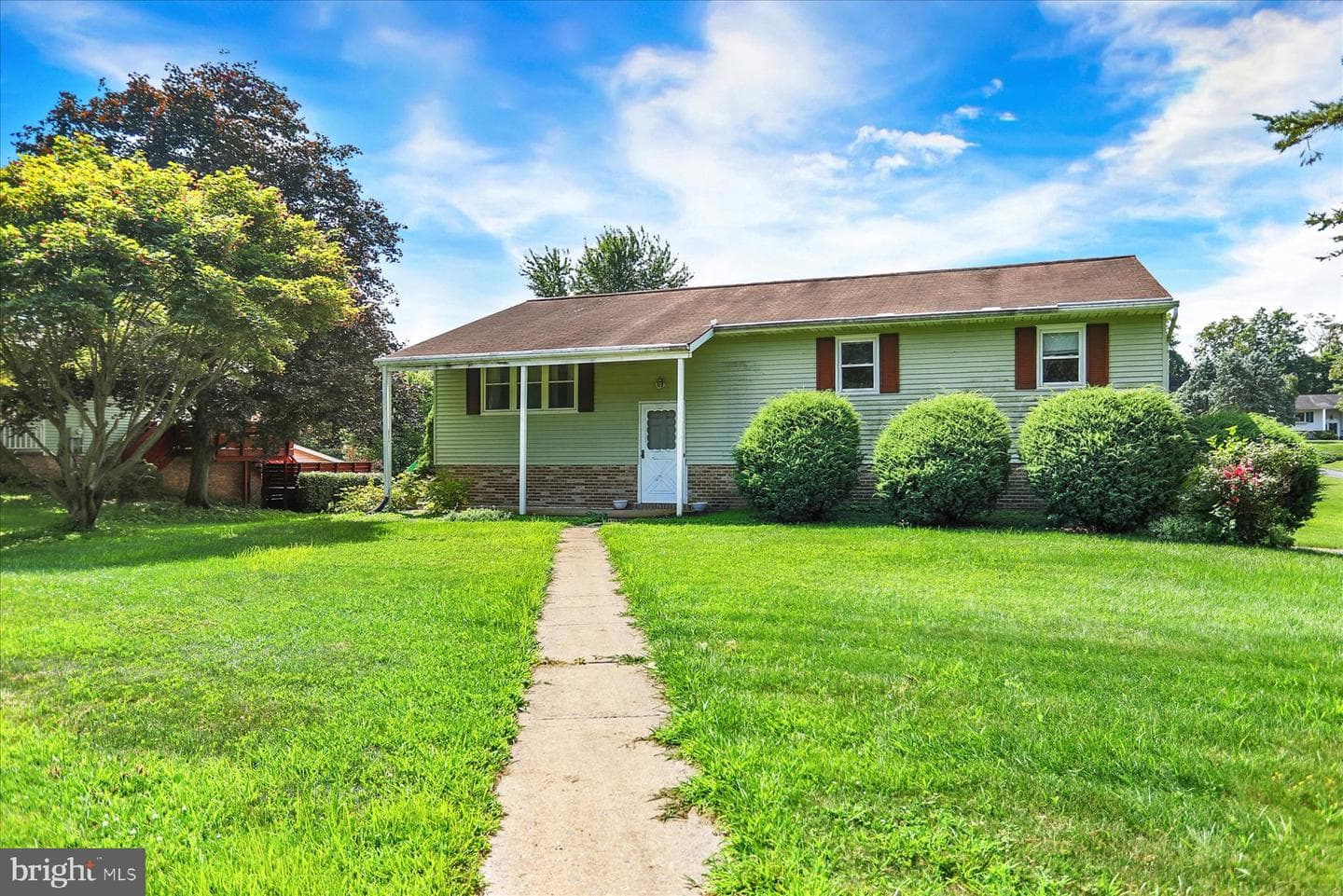 15 Parkside Drive photo 2