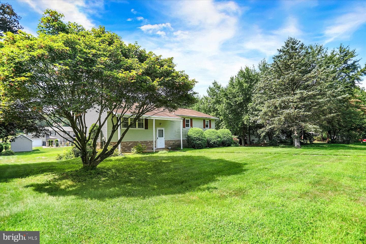 15 Parkside Drive photo 3
