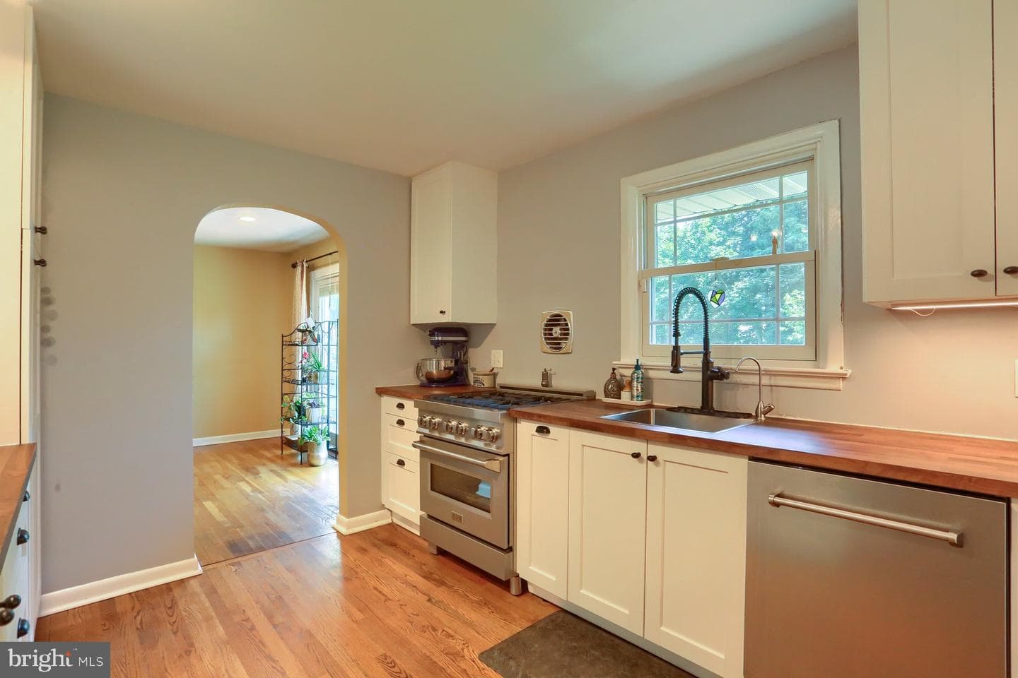 3805 Griffin Lane photo 11