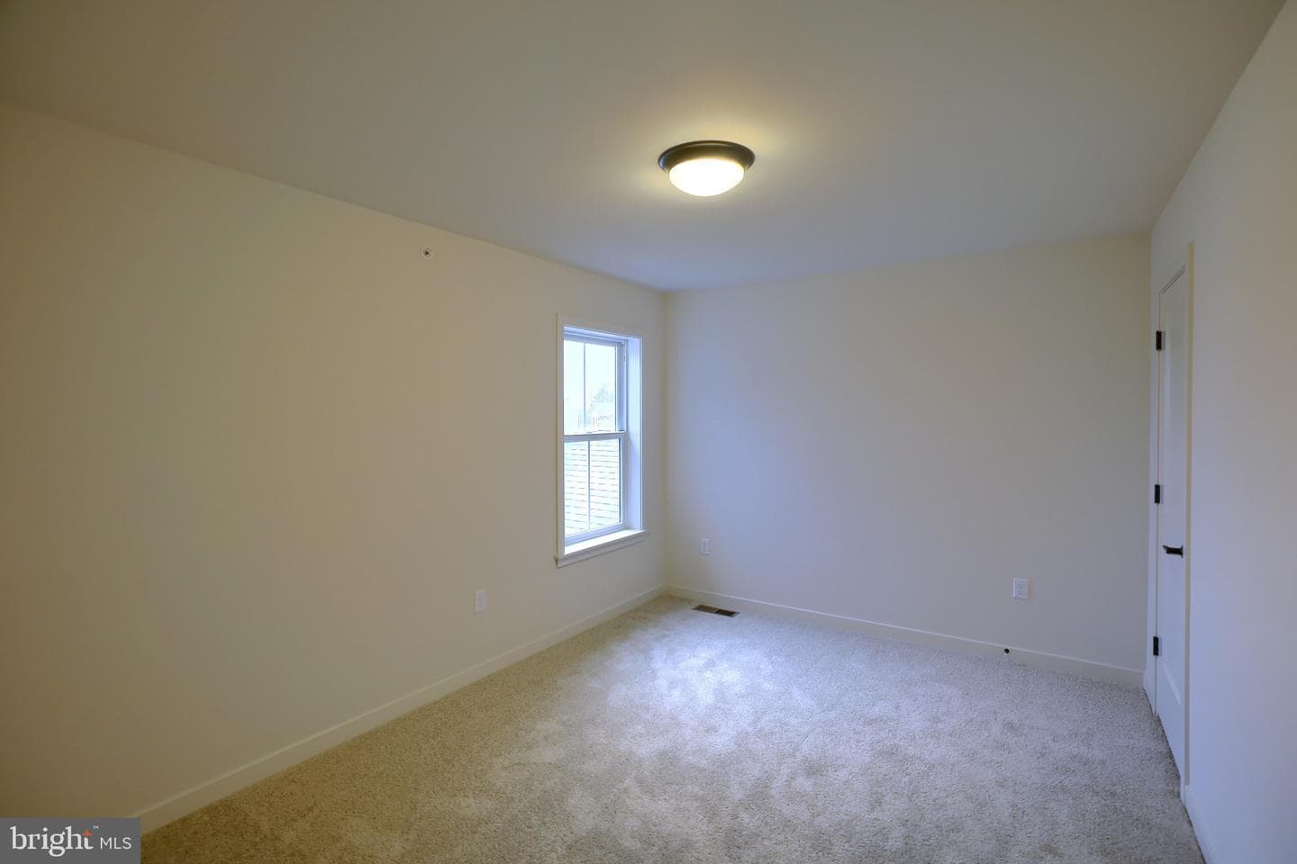 7264 White Oak Blvd photo 10