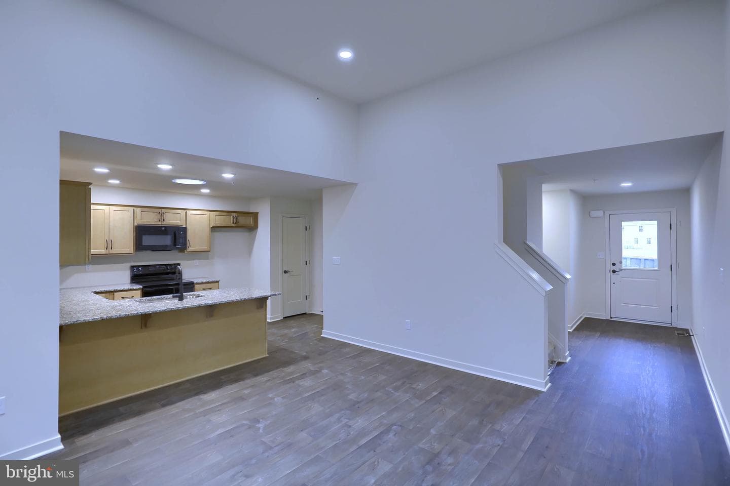 7264 White Oak Blvd photo 3