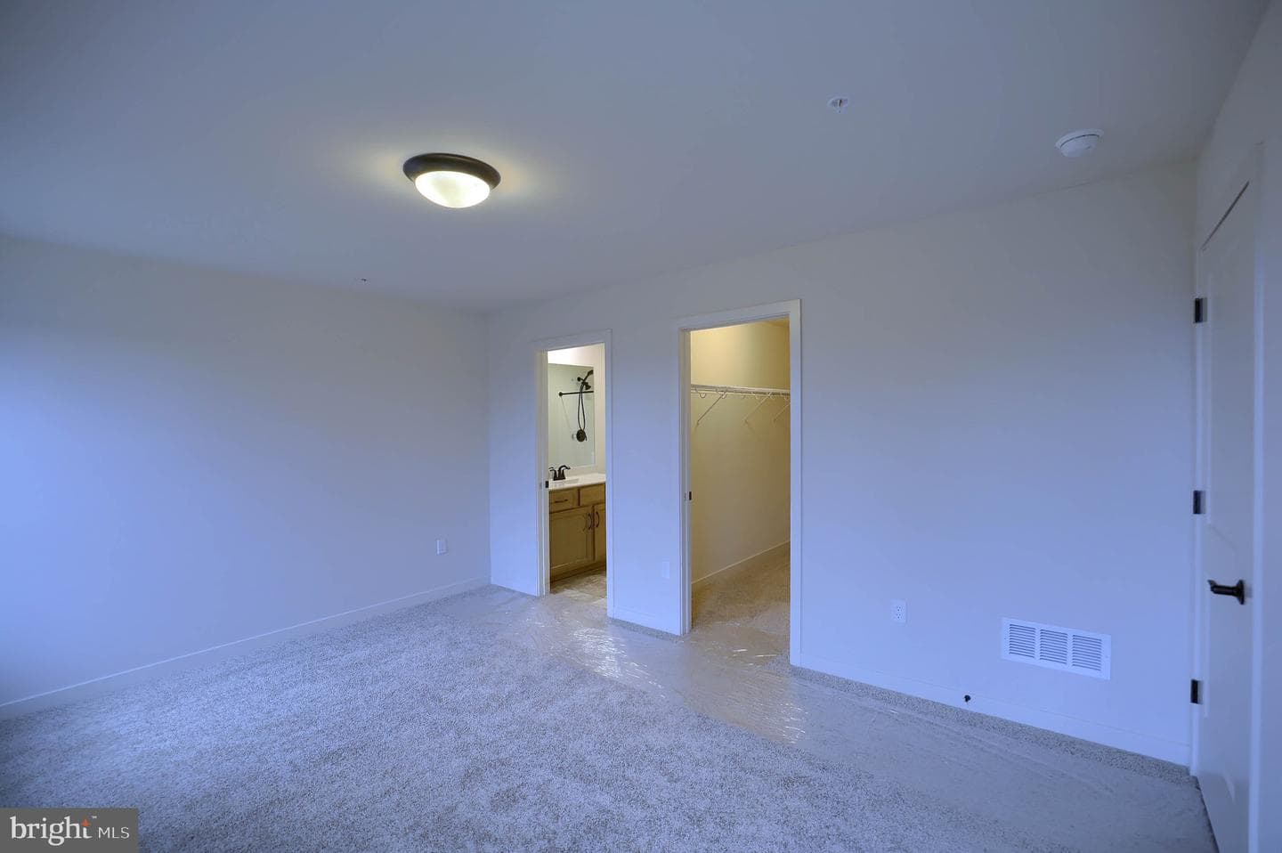 7264 White Oak Blvd photo 8