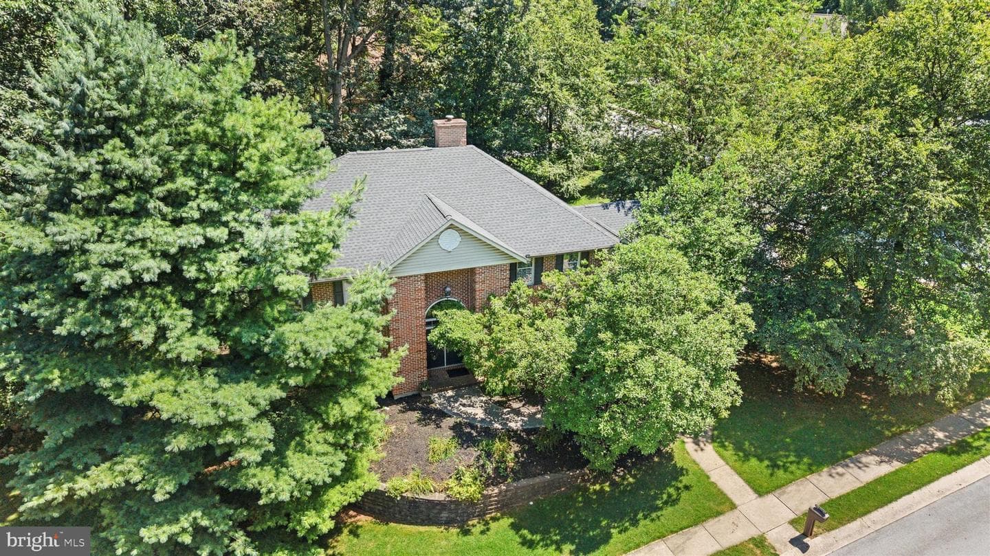 817 Appenzell Drive photo 6