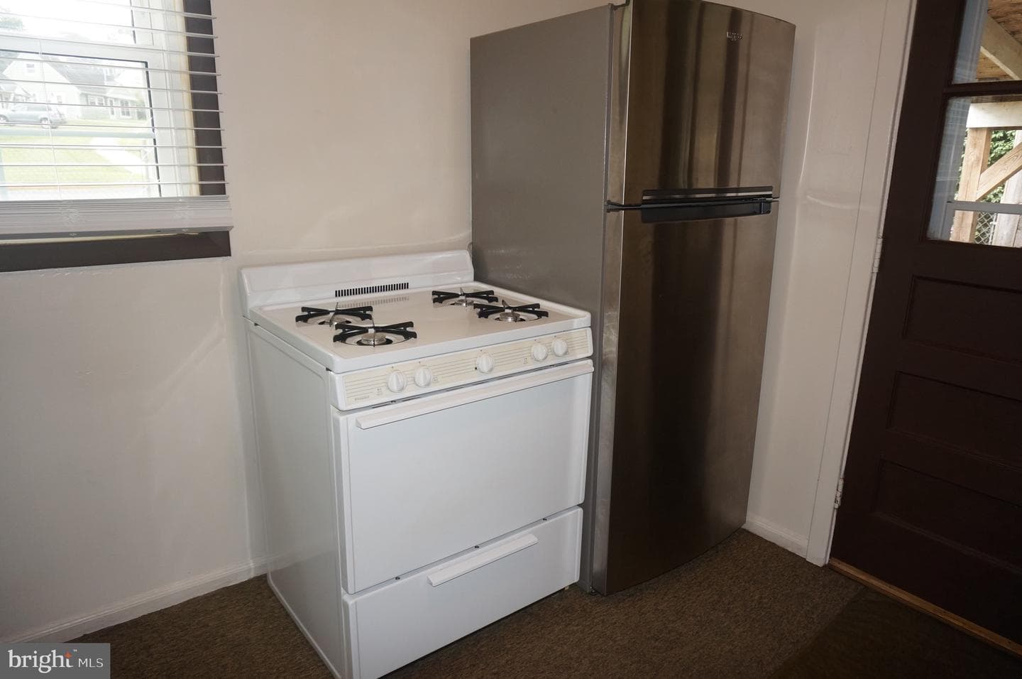 1052 Spruce Street photo 9