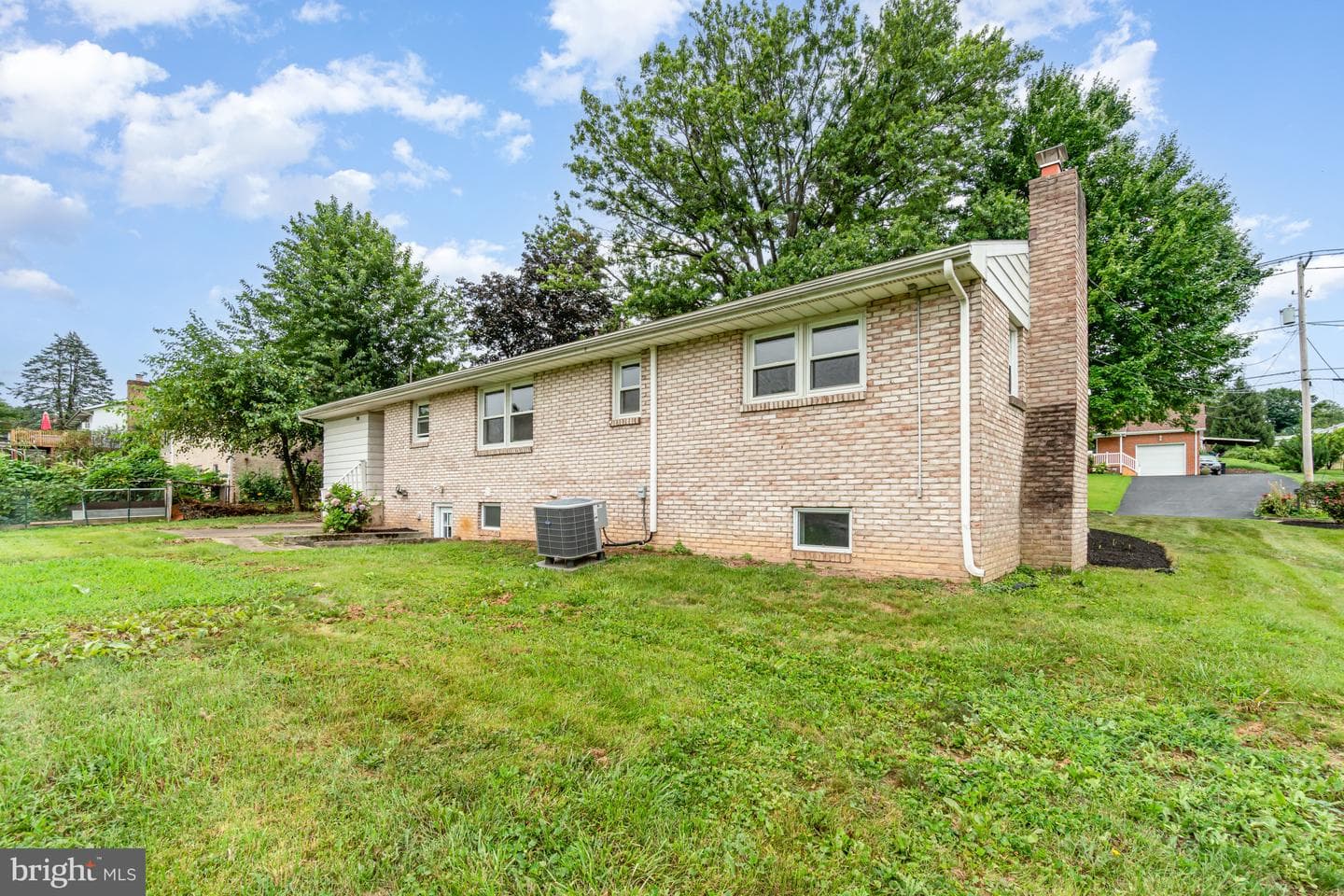 1390 Dayton Road photo 25