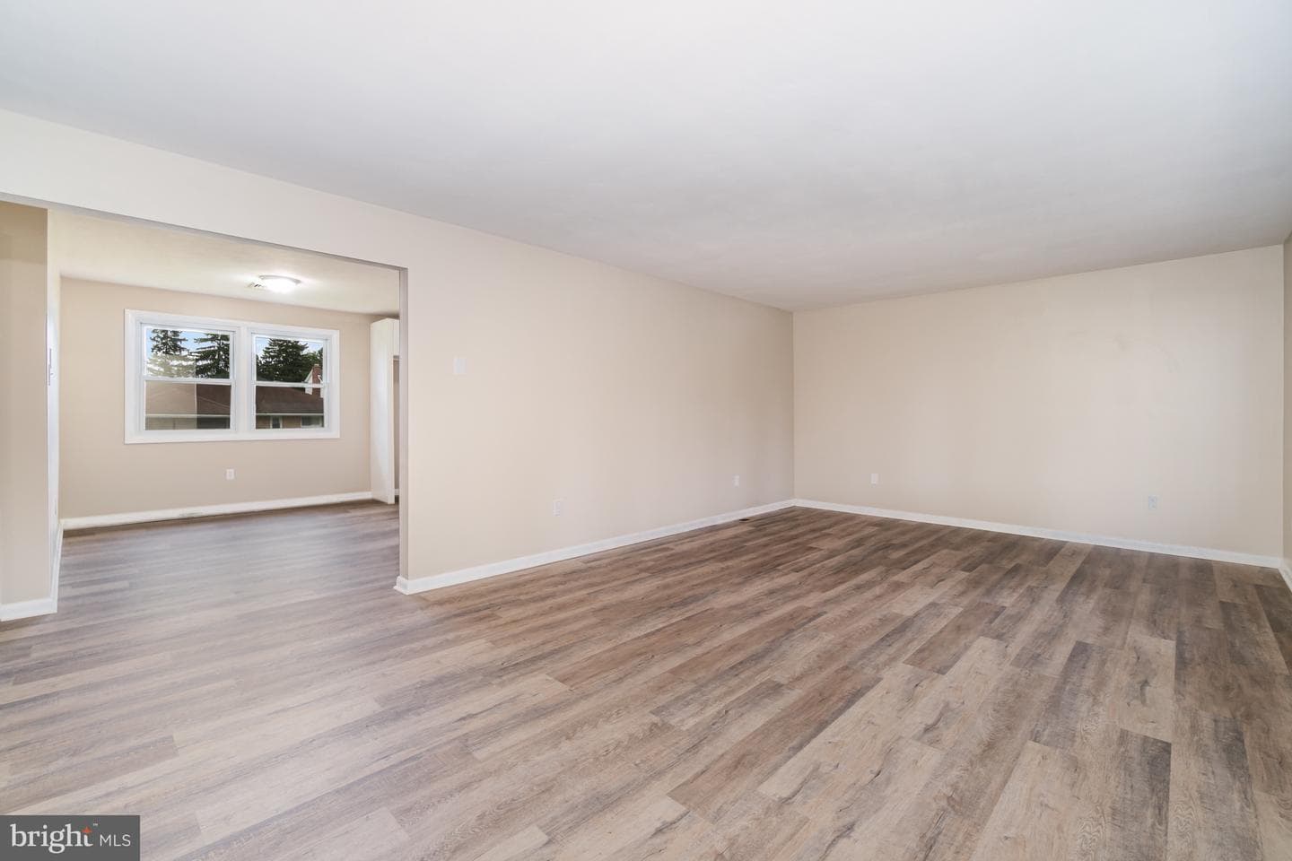 1390 Dayton Road photo 6