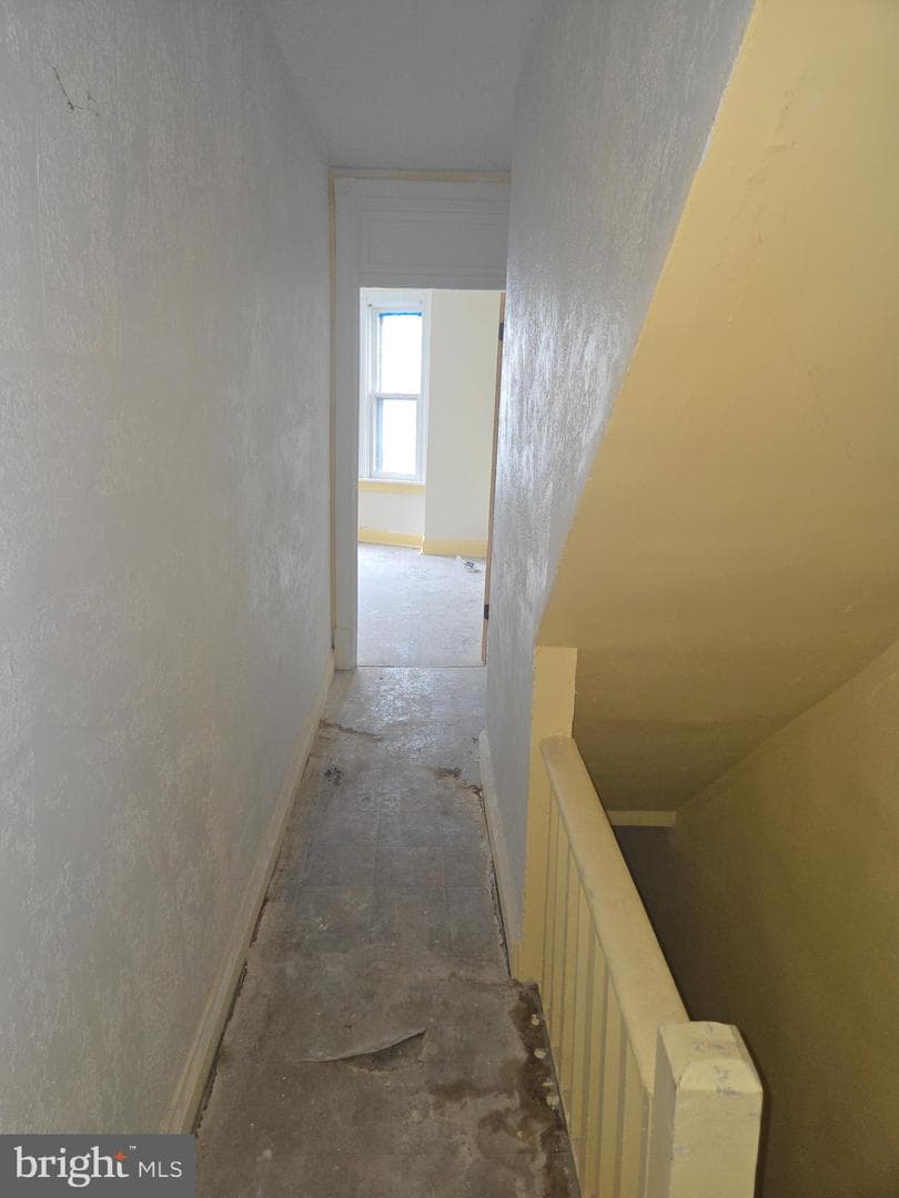 2152 Penn Street photo 3
