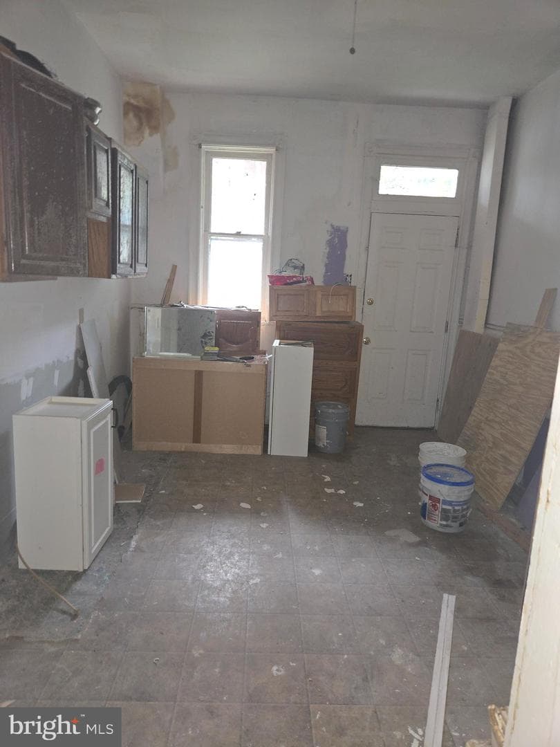 2152 Penn Street photo 4