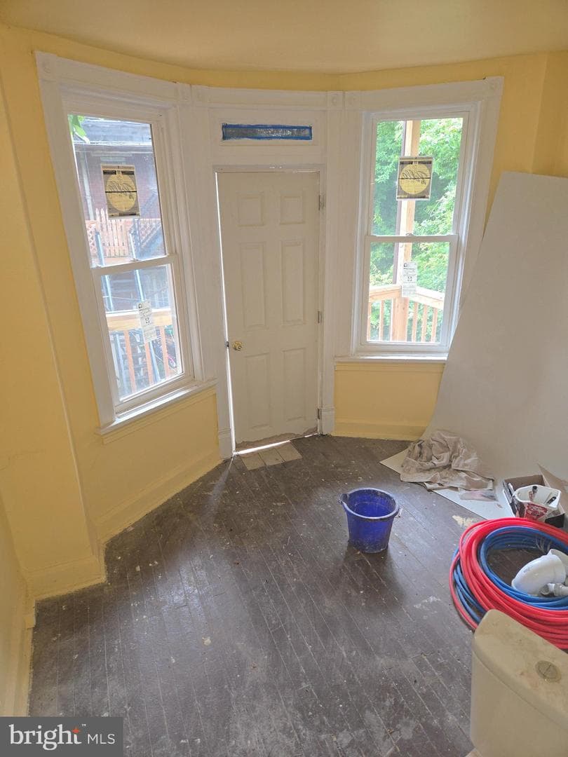 2152 Penn Street photo 7