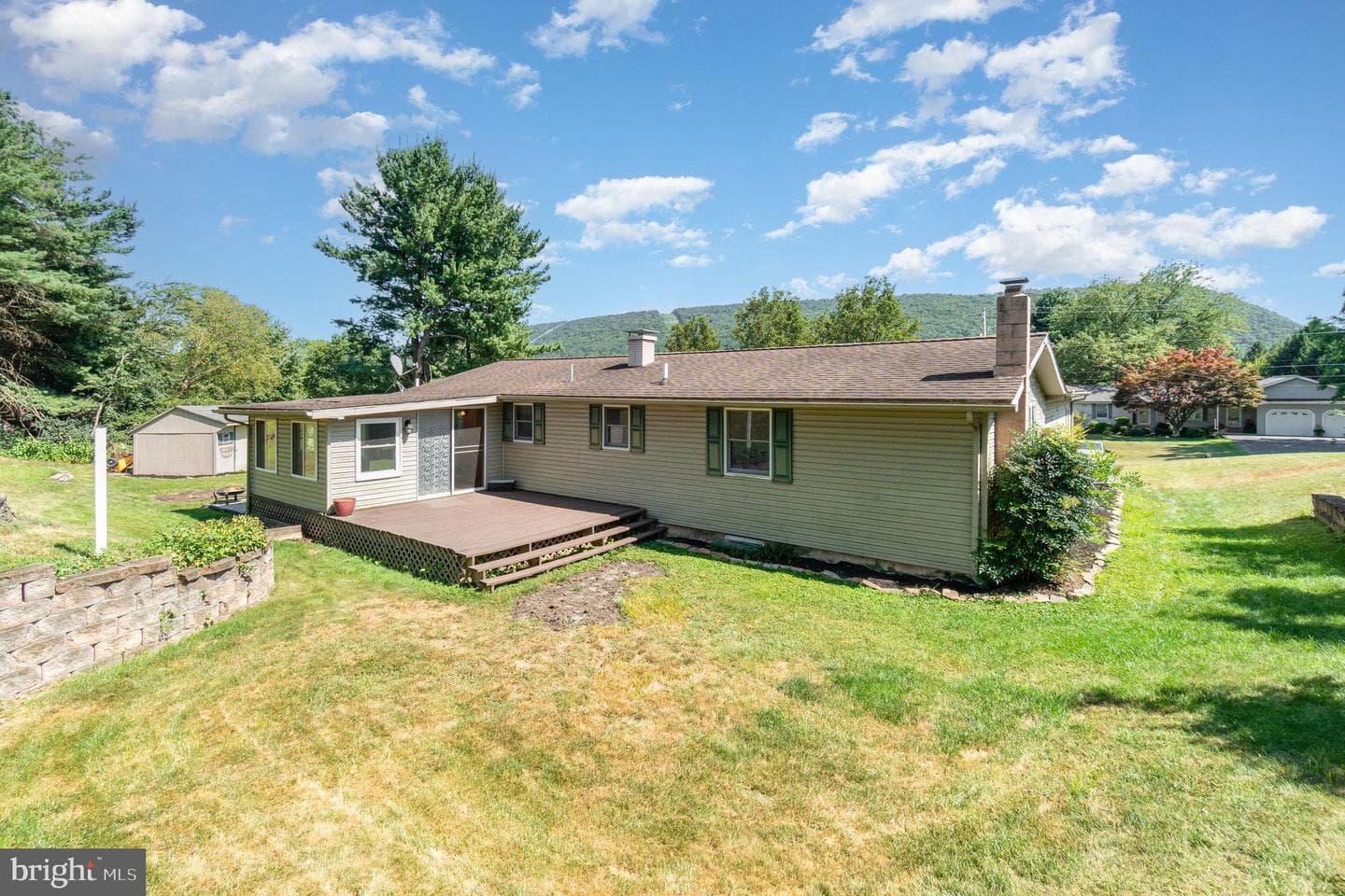 120 Denison Drive photo 27