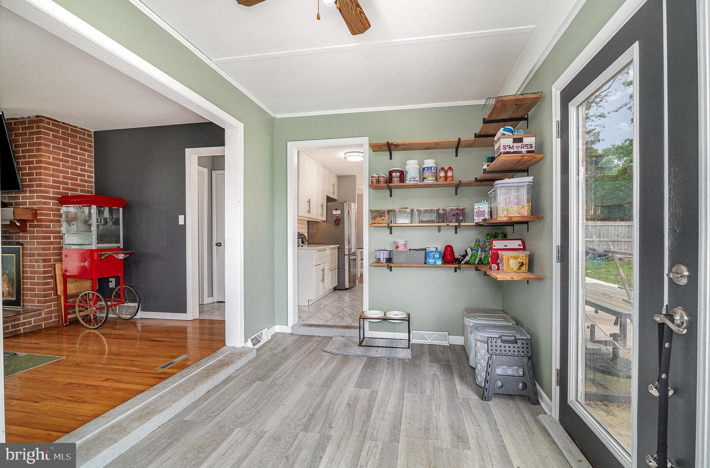 2508 Garrison Avenue photo 12