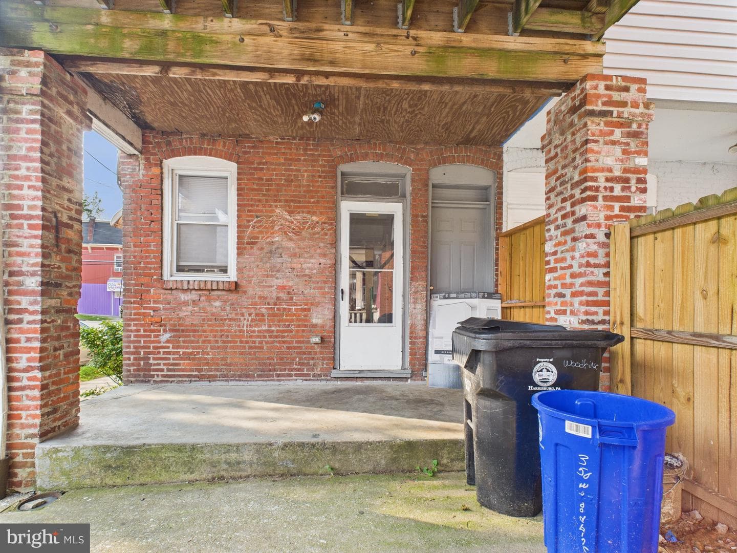 350 Woodbine Street photo 10