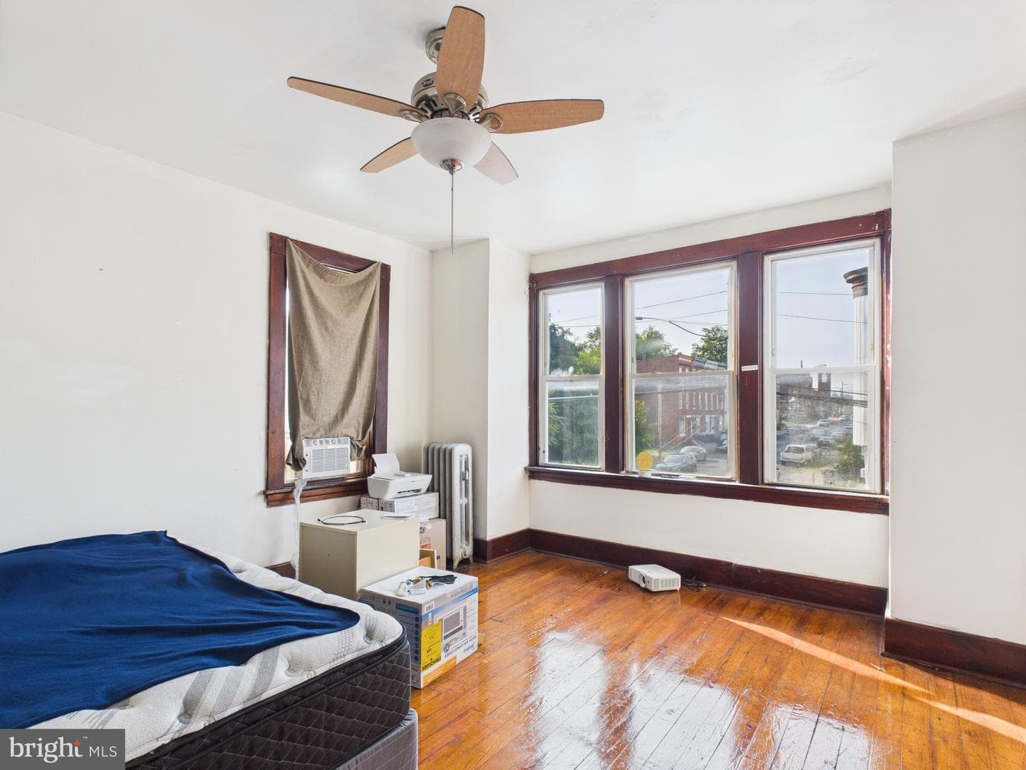 350 Woodbine Street photo 11