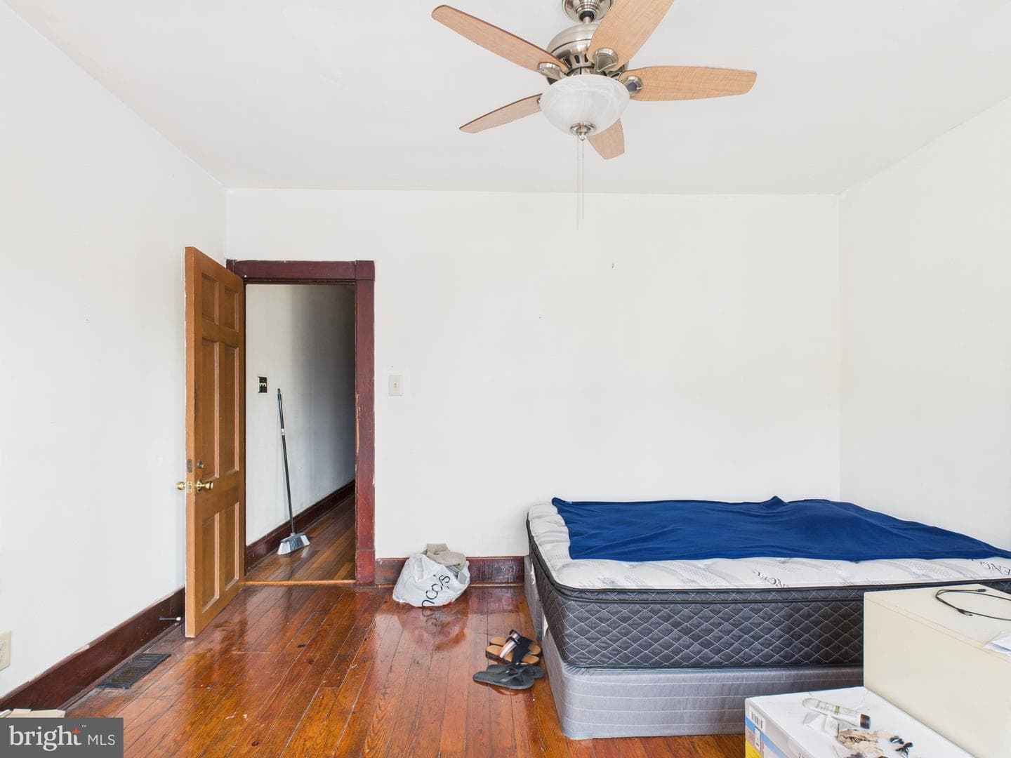 350 Woodbine Street photo 12