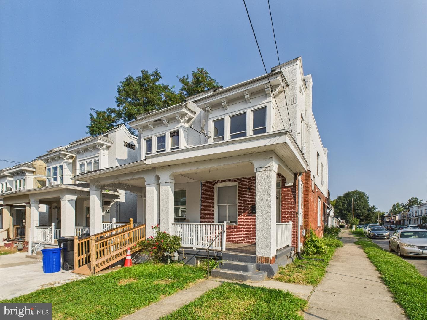 350 Woodbine Street photo 2