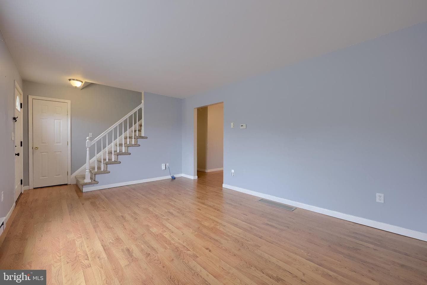 983 Blue Jay Road photo 14