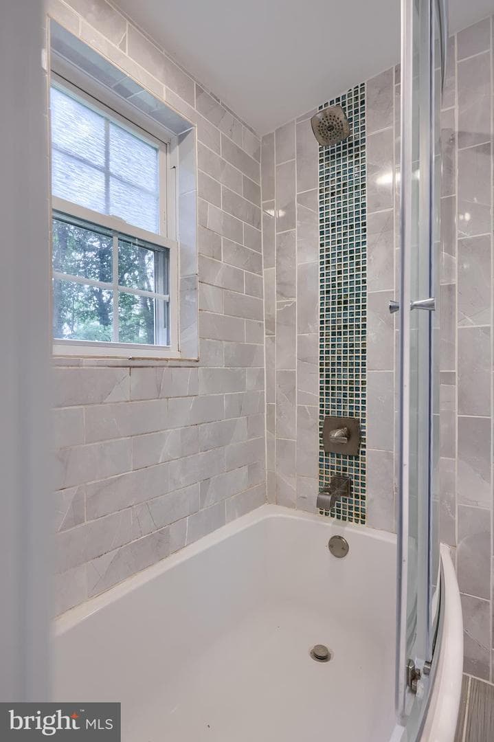 983 Blue Jay Road photo 23