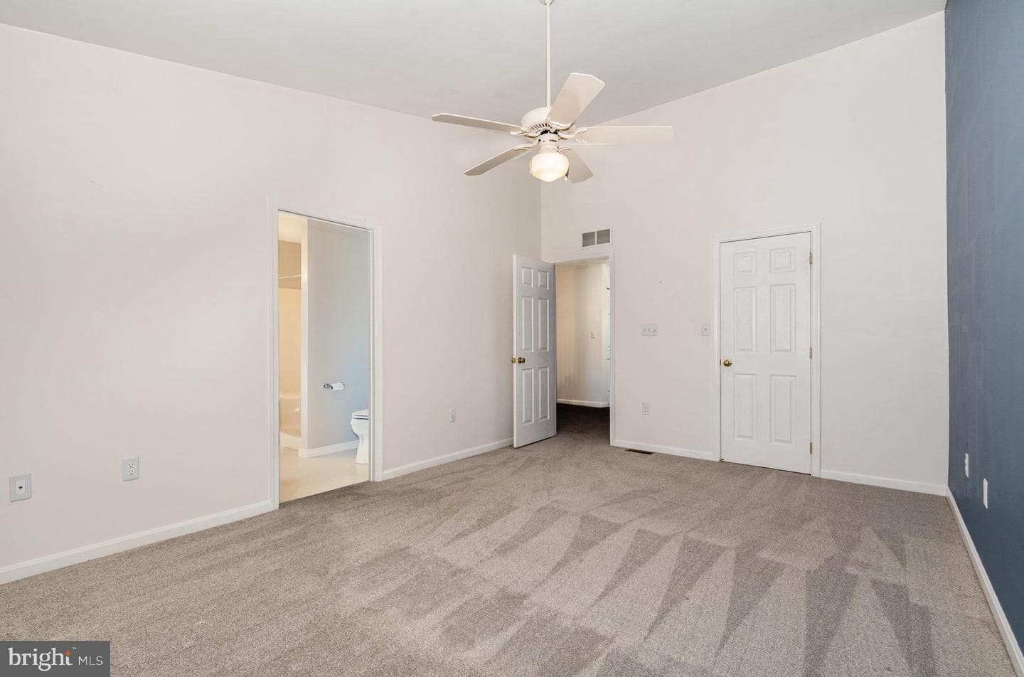 252 Saddle Ridge Drive photo 15