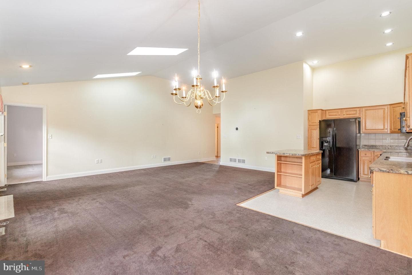 7779 Hanoverdale Drive photo 9
