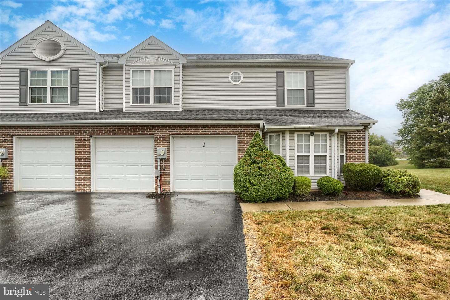 138 Kestrel Court photo 1