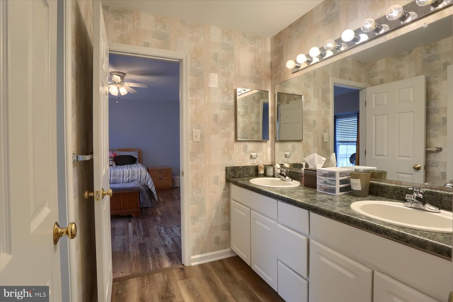 138 Kestrel Court photo 24
