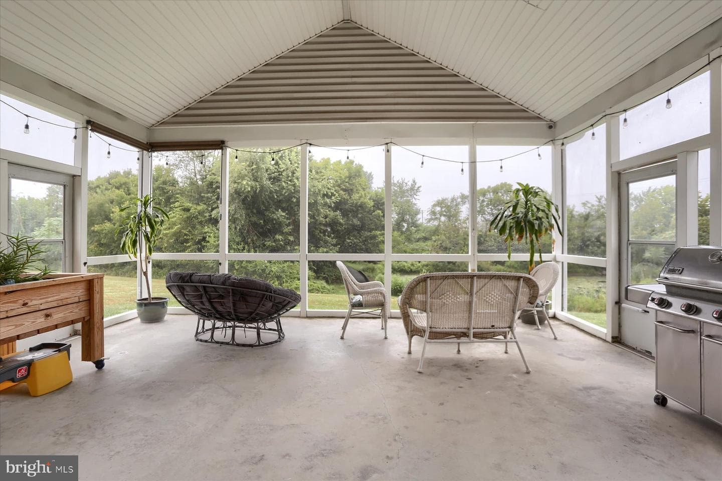 138 Kestrel Court photo 28