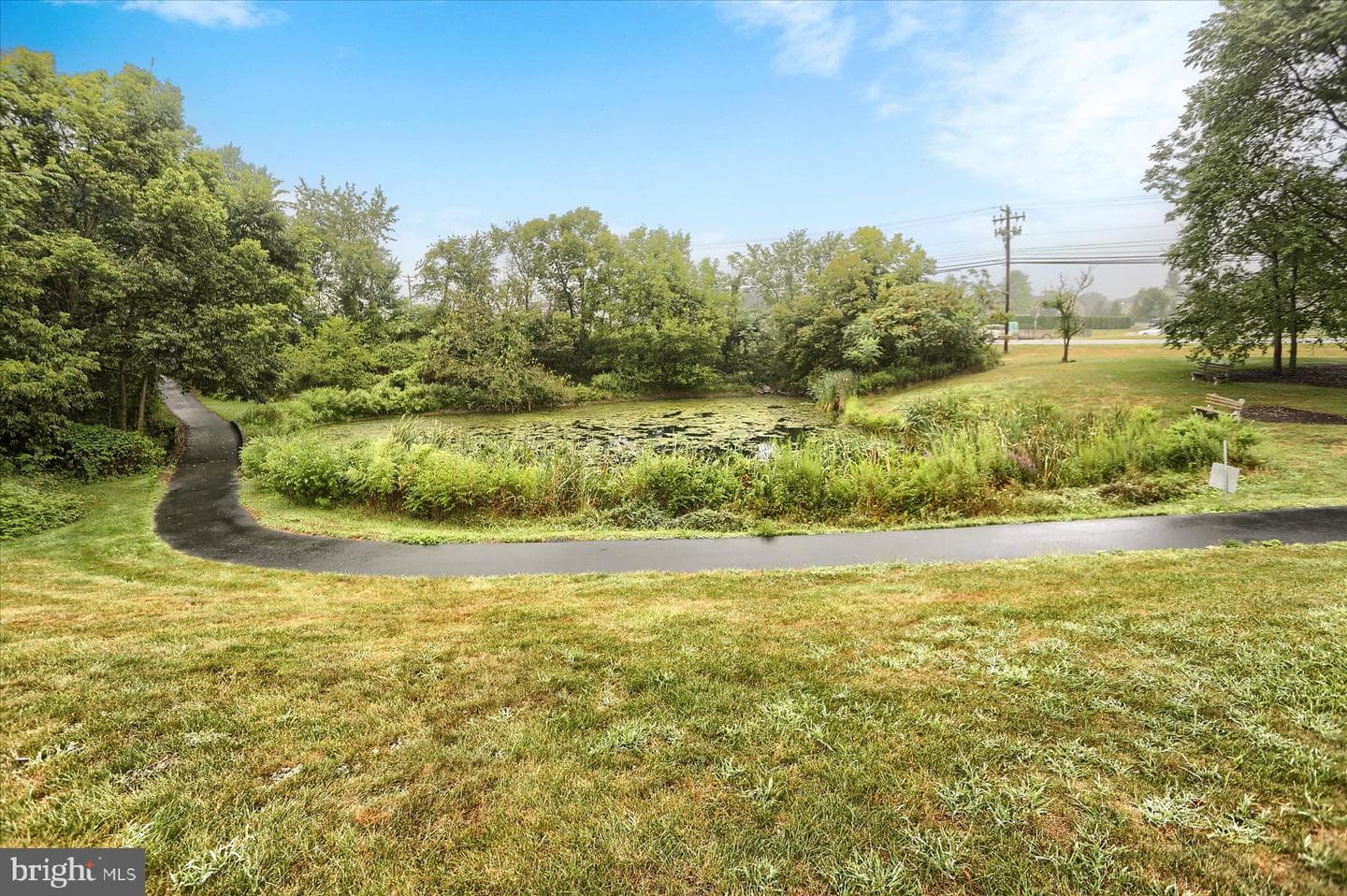 138 Kestrel Court photo 32