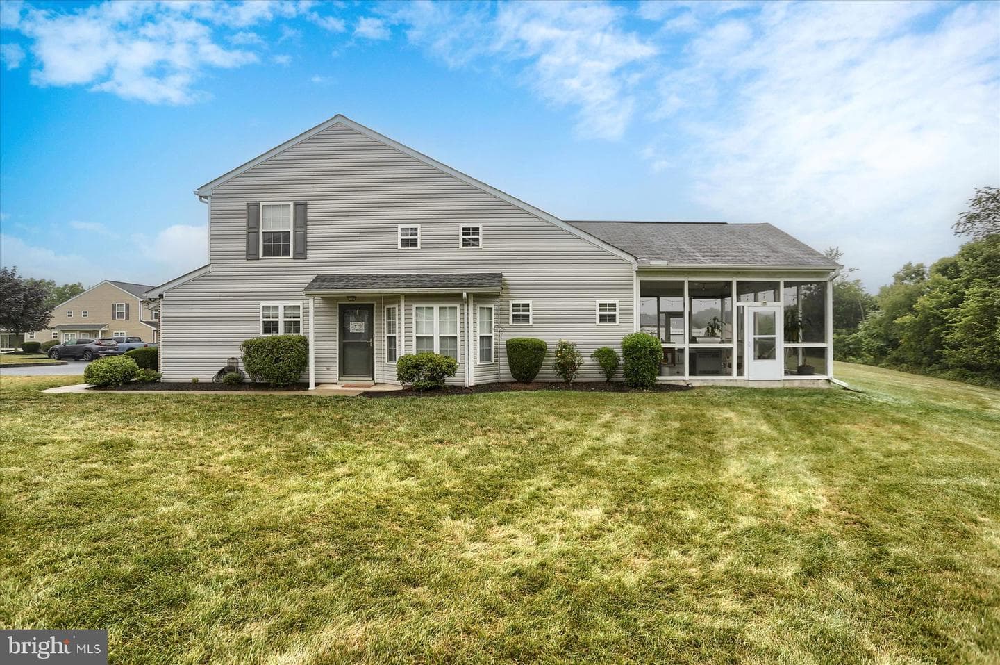 138 Kestrel Court photo 4