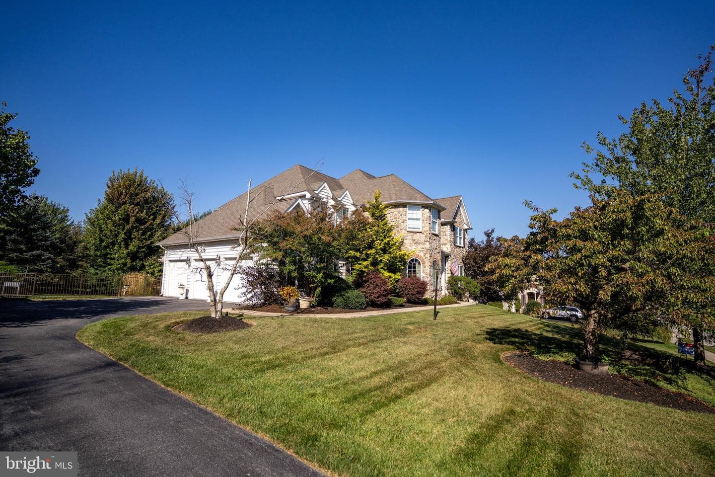 2704 Westhampton Terrace photo 3
