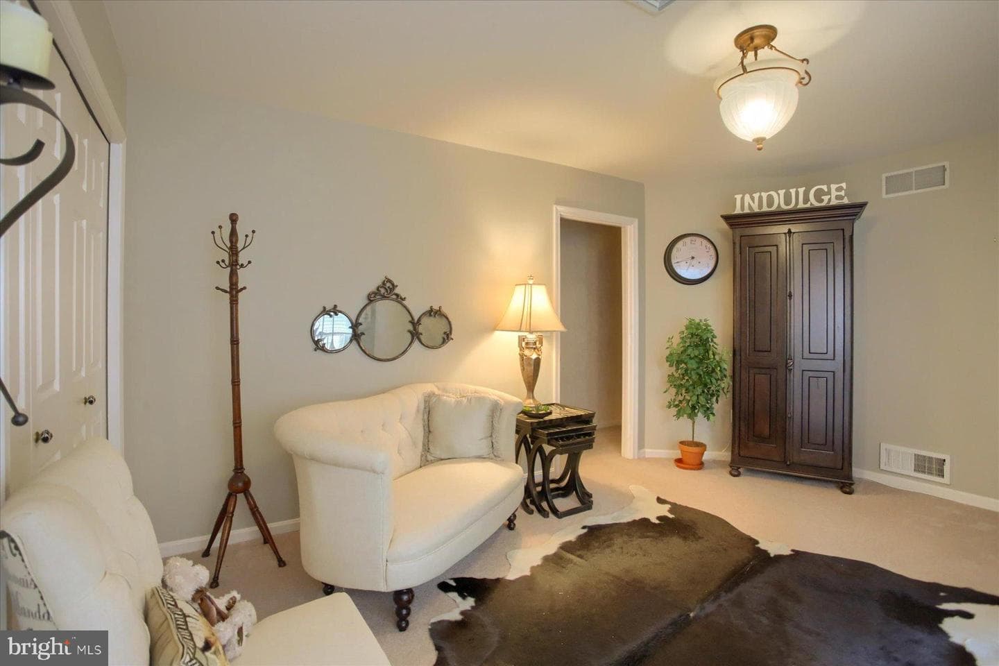 551 Farmhouse Lane photo 18