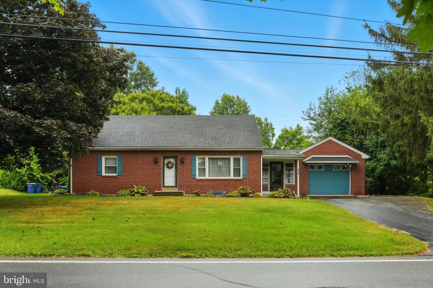 420 Oberlin Road photo 1
